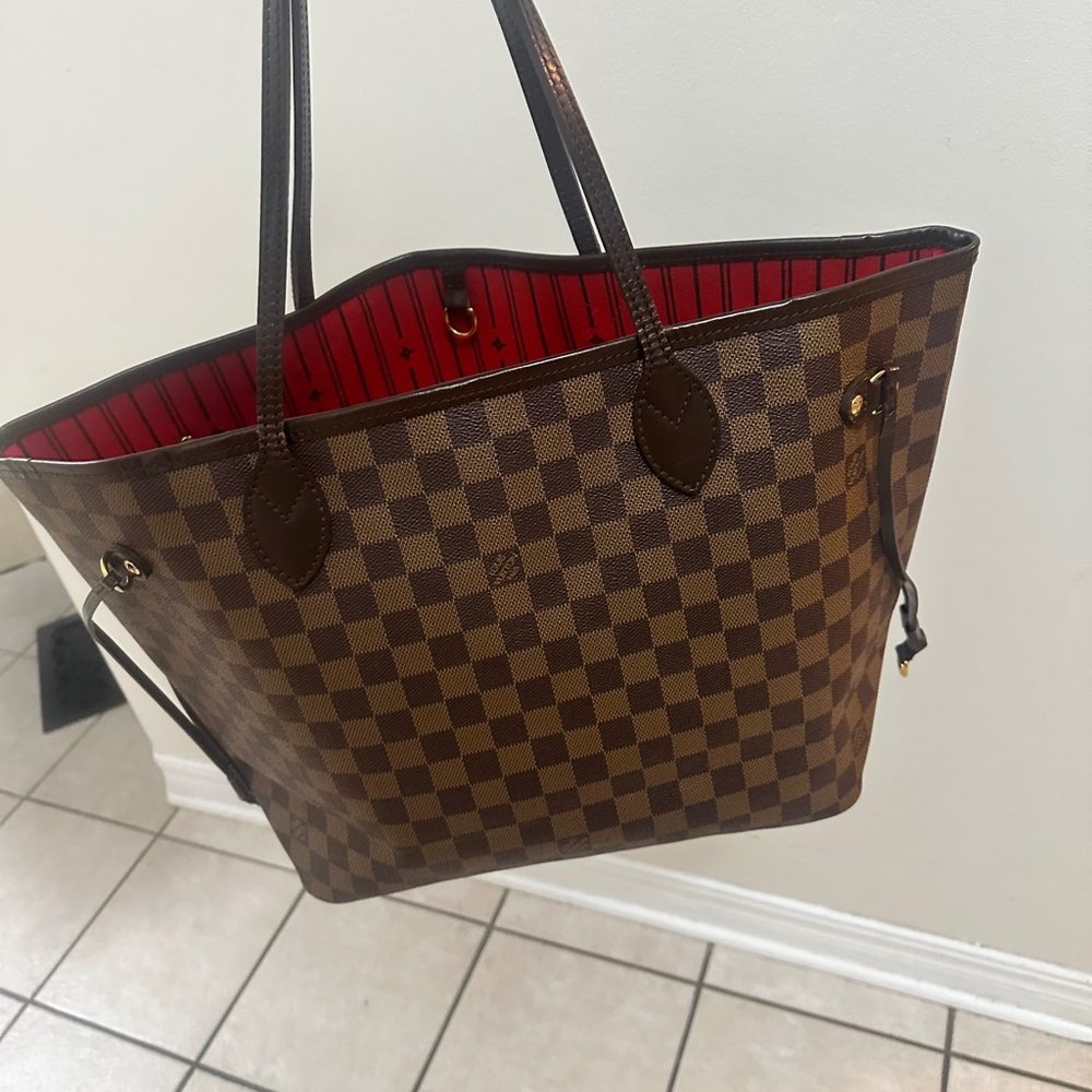 ❌SOLD❌Authentic Louis Vuitton Neverfull MM - Picture 2 of 16